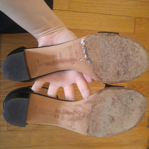 ⛔SOLD⛔ VINCE Black Ankle Strap Block Heel Sandal - Picture 10 of 11